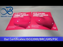 洗濯用の赤いスタンドアップジップロック袋 香りのカプセル