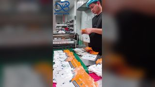 カスタマイズされた食品安全パウチ カスタム印刷ブランドロゴ食品パウチ