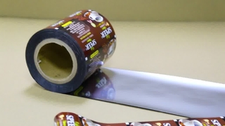 世界的な小売ブランド向けのカラー印刷包装材料カスタムブランドバルク