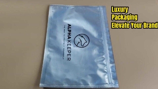 ブランド小売およびプレミアム製品包装用の高級マットプラスチックジッパーバッグ