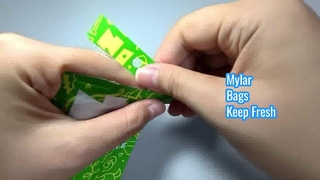 再び閉められるマイラー・ジップロック袋